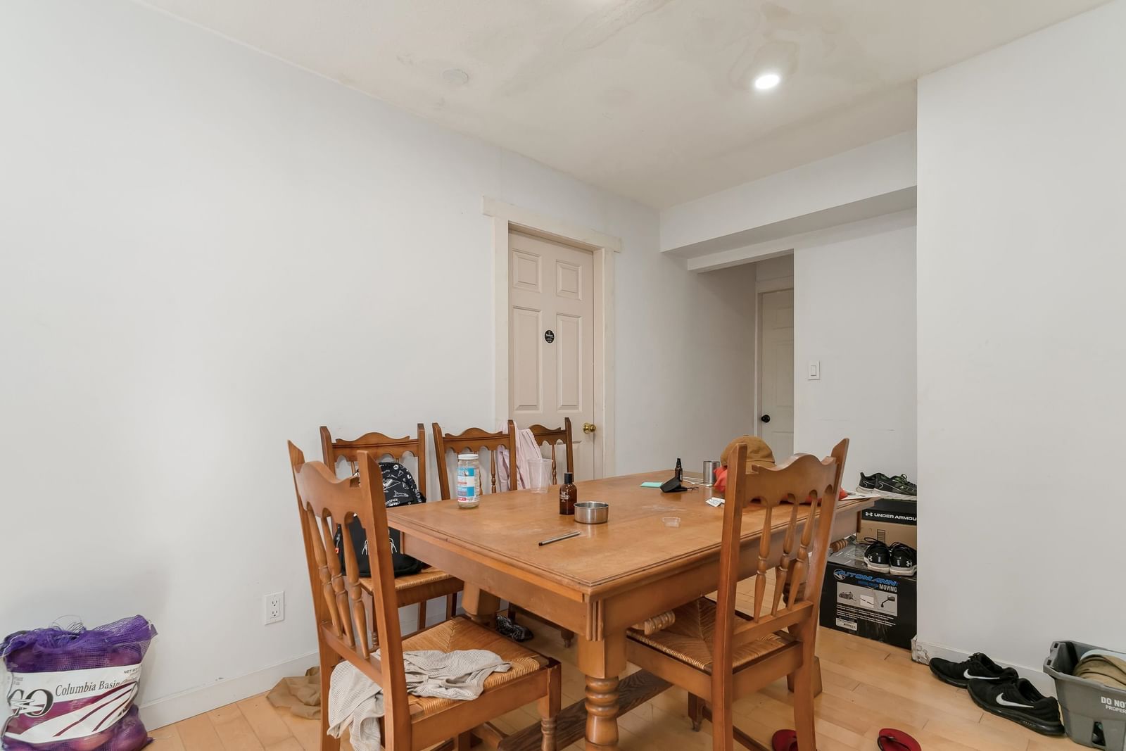 Listing Image 24