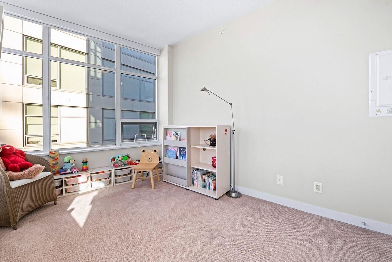 Listing Image 18