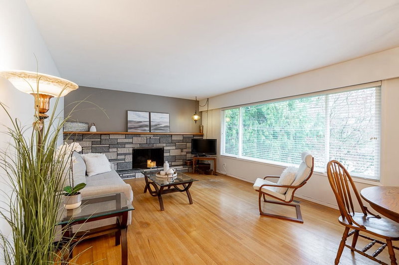 4035 Hoskins Road, North Vancouver, V7K 2P4 | Image 3