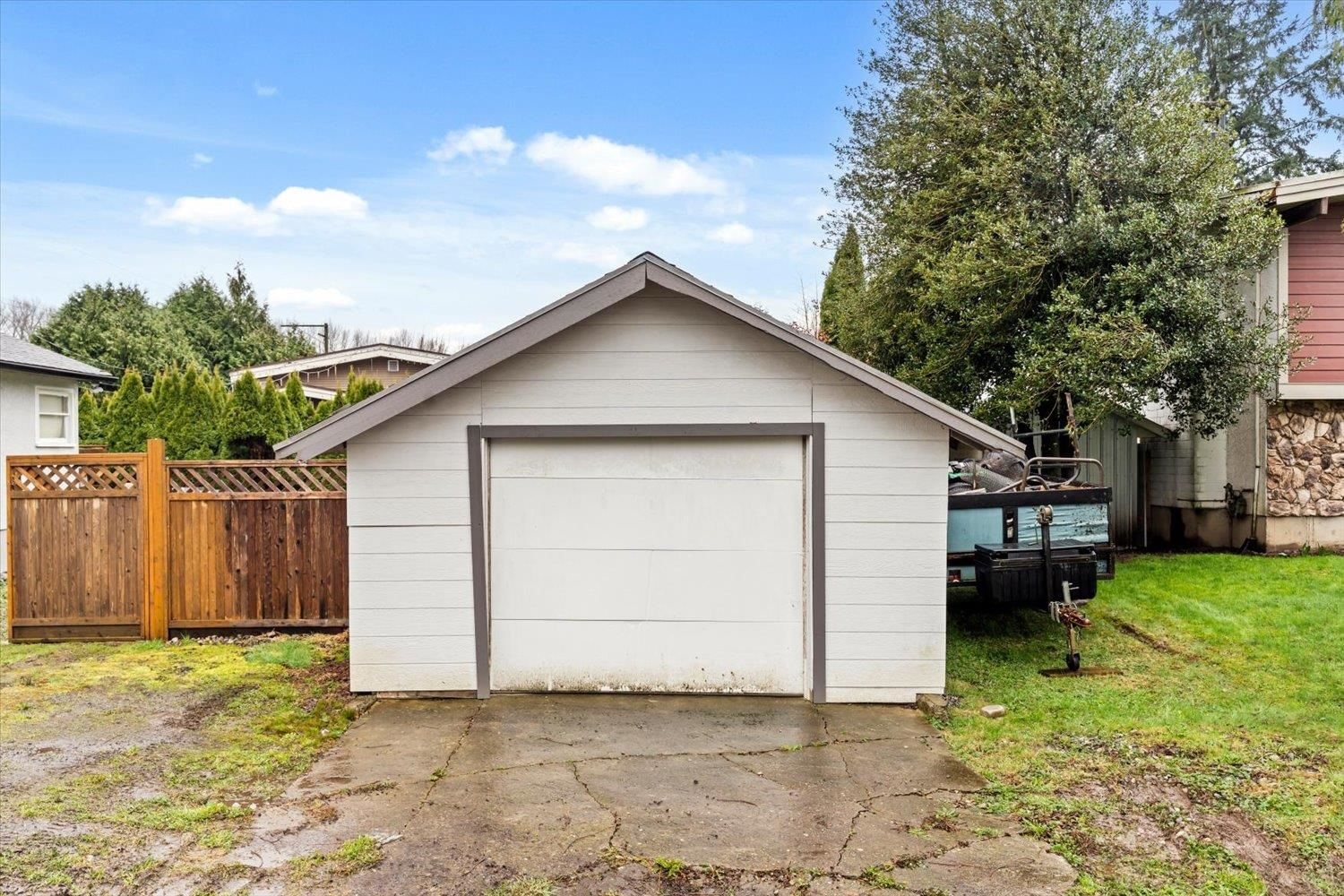 Listing Image 24