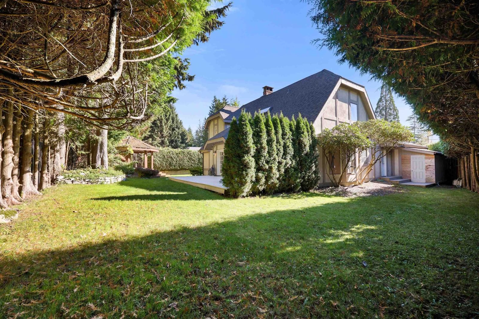 Listing Image 14
