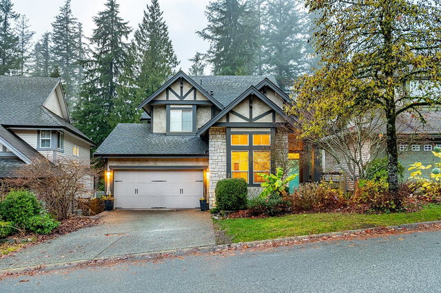 30 Hawthorn Drive