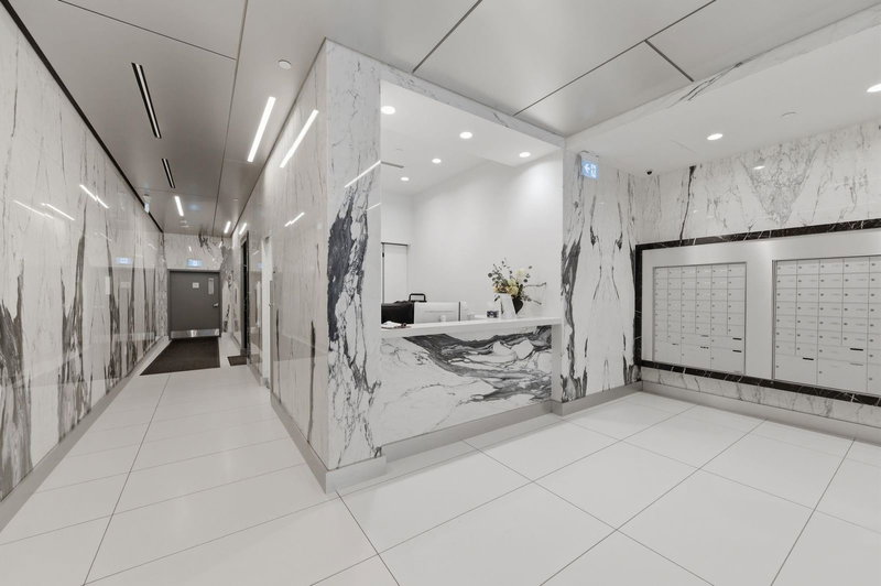 1909 - 1111 Richards Street, Vancouver, V6B 0S3 | Image 2