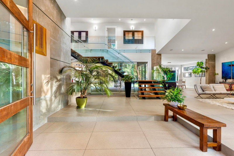 388 Hidhurst Place, West Vancouver, V7S 1K1 | Image 2