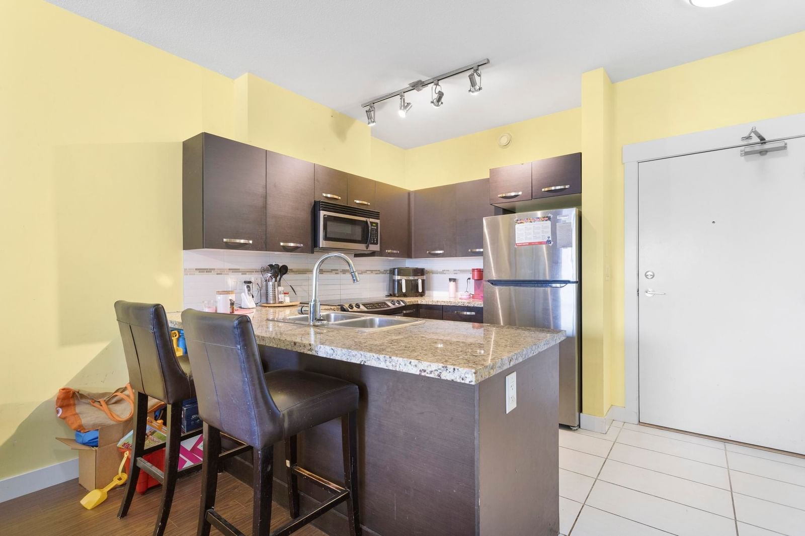 Listing Image 15