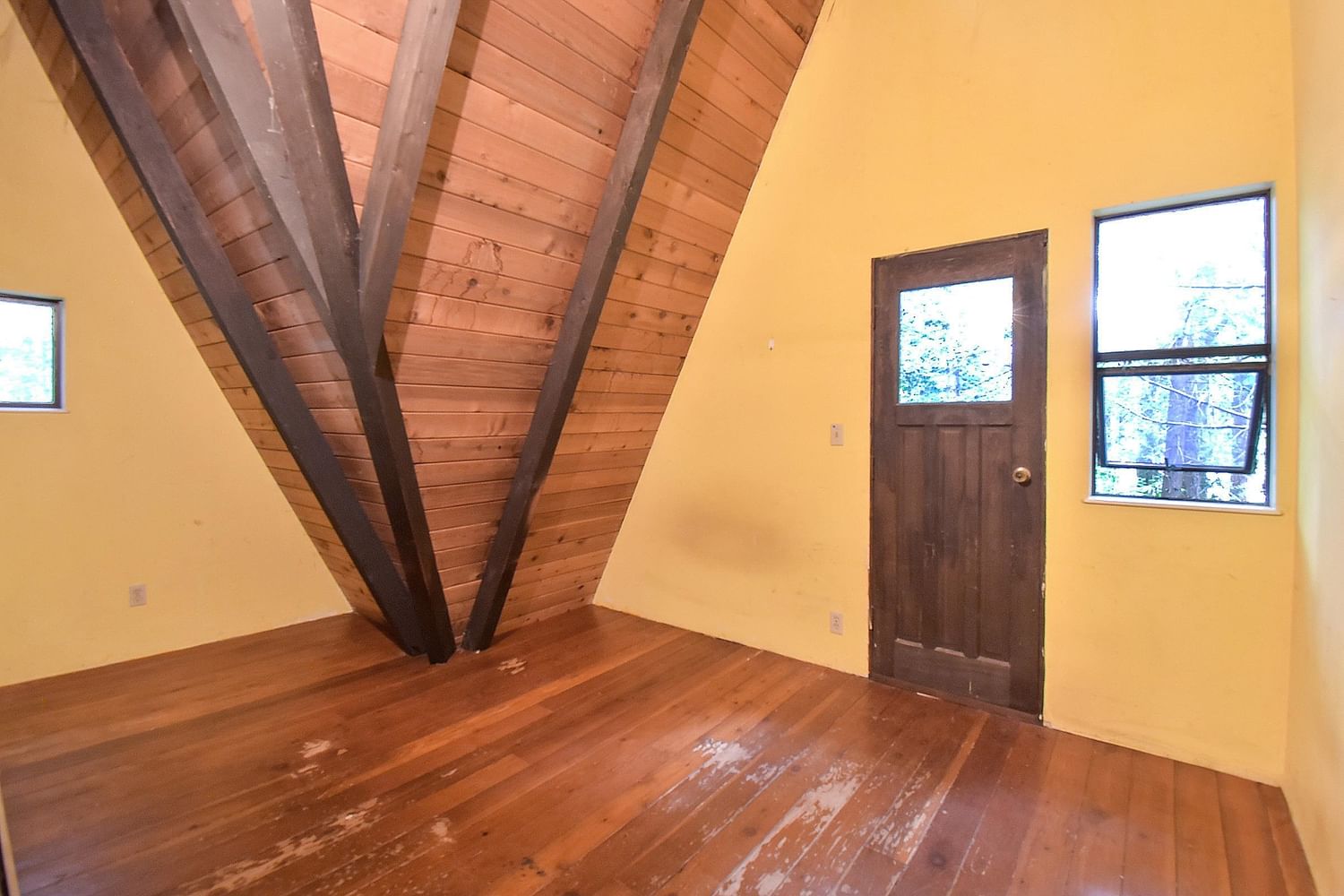 Listing Image 17