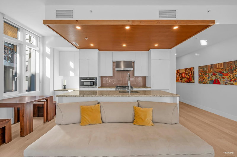 203 - 6697 Nelson Avenue, West Vancouver, V7W 2B2 | Image 3