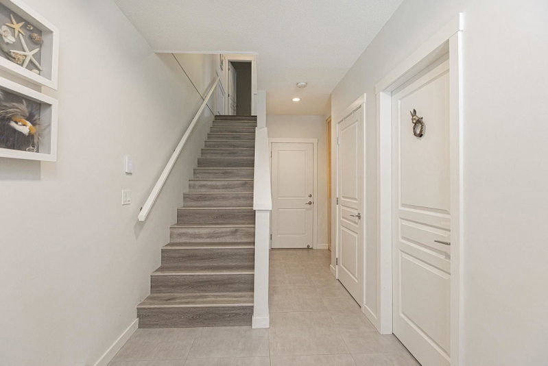 120 - 10388 No. 2 Road