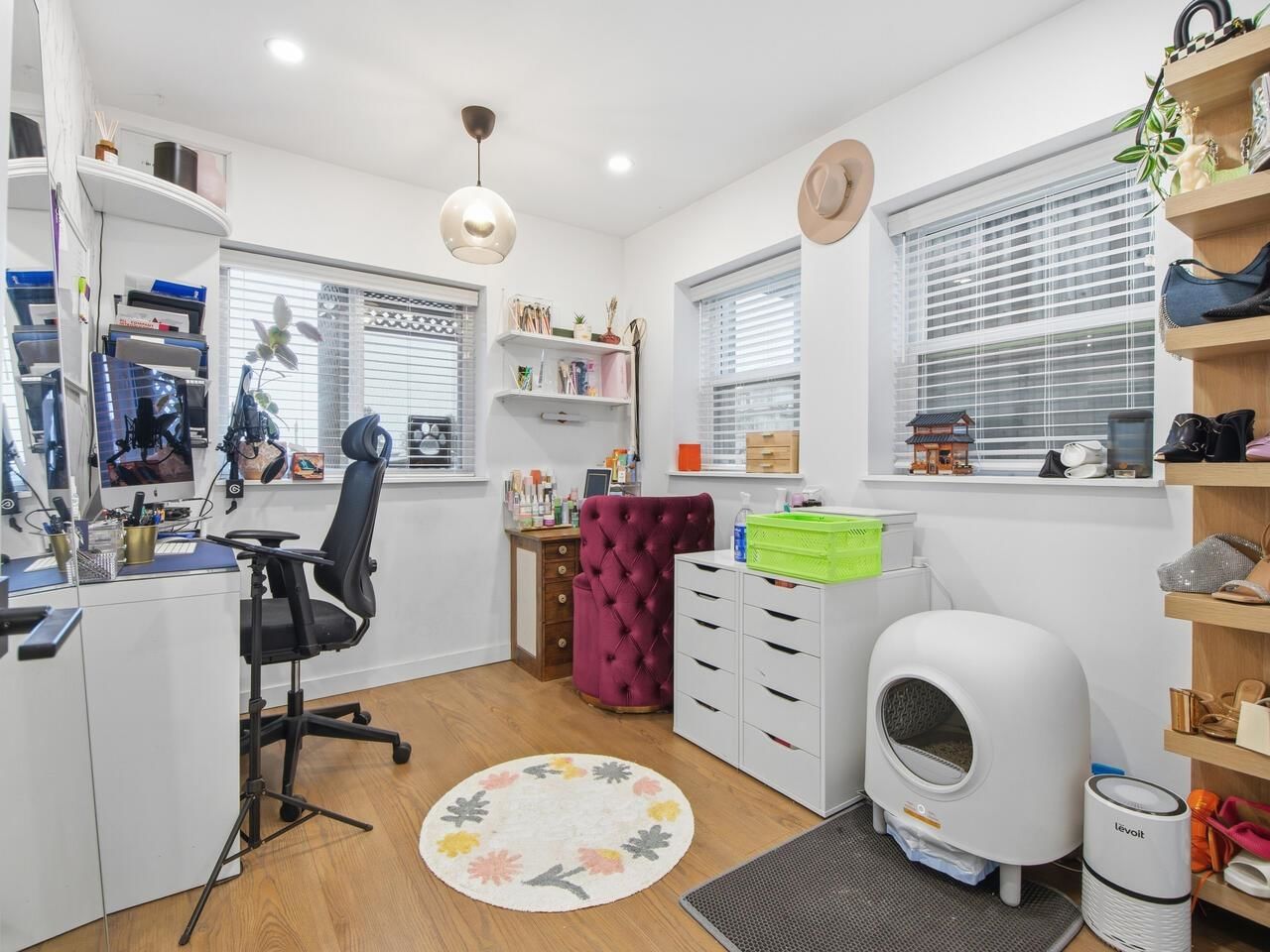 Listing Image 14