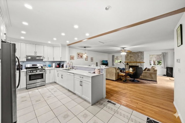 19607 Somerset Drive