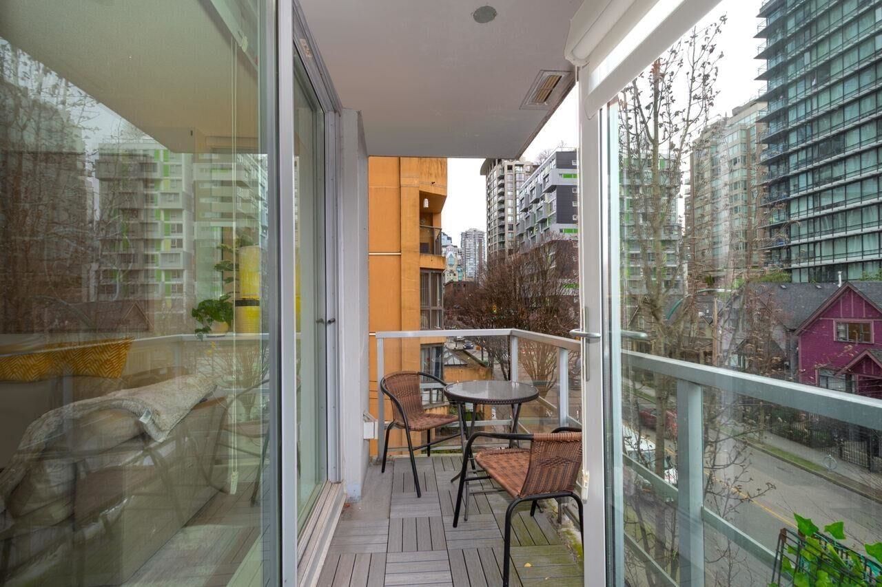 Listing Image 12