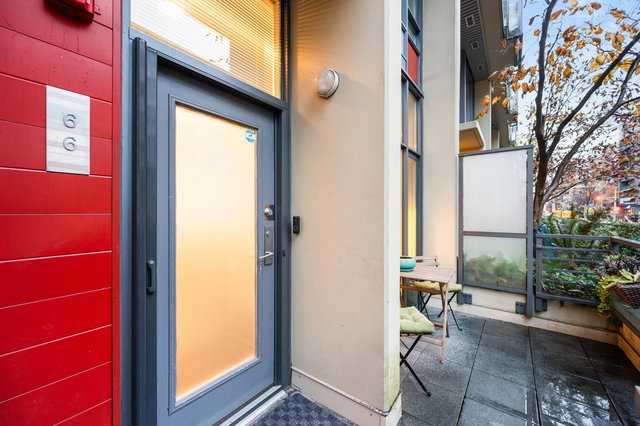 66 1st Avenue W