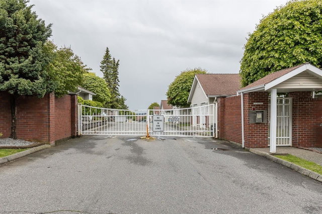 23 - 2081 Winfield Drive