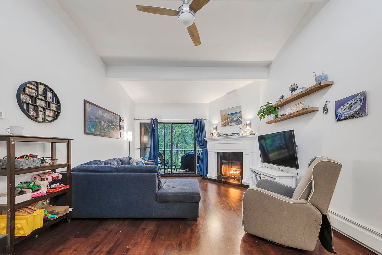 Listing Image 6