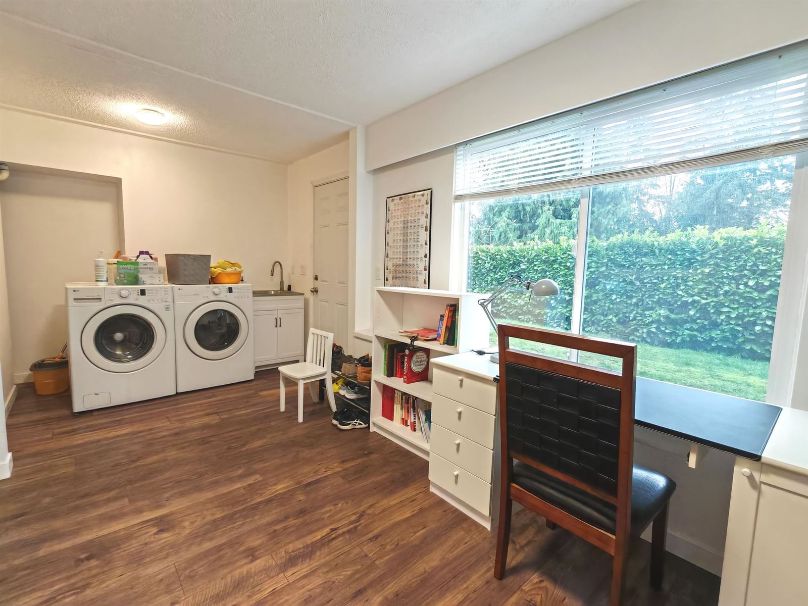 Listing Image 17