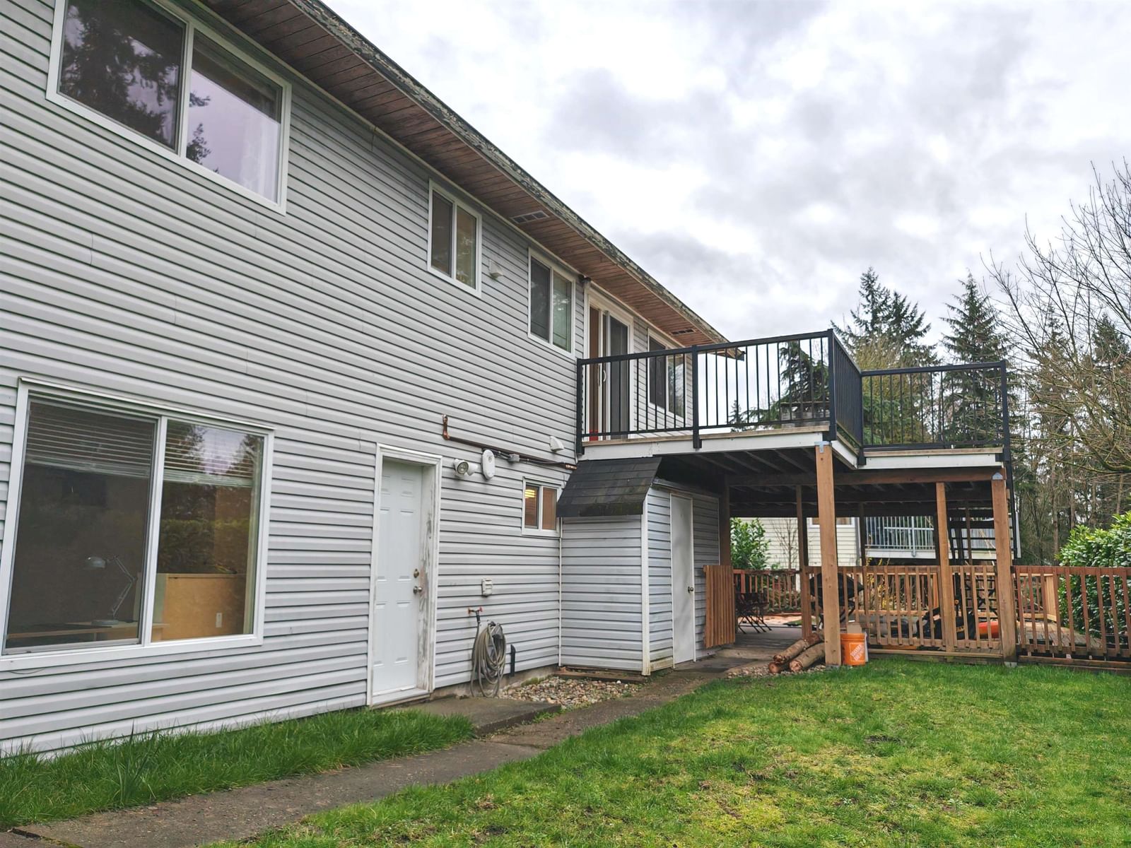 Listing Image 19
