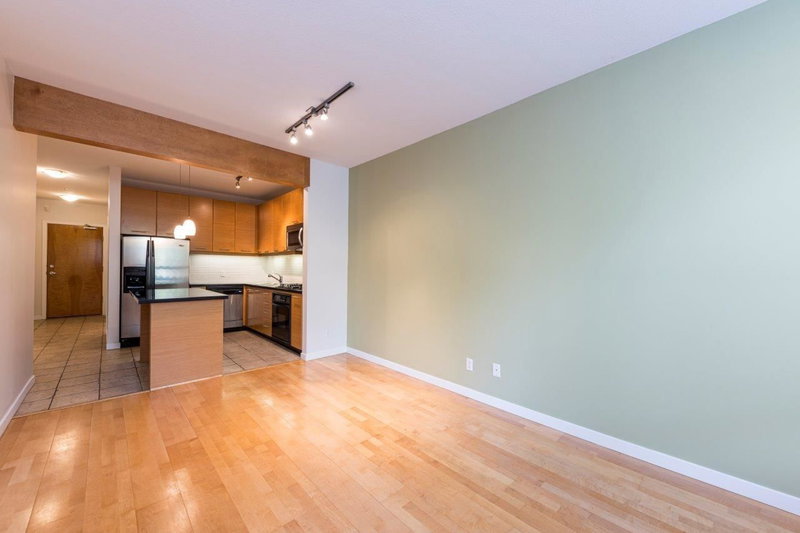 208 - 560 Raven Woods Drive, North Vancouver, V5G 2T3 | Image 3