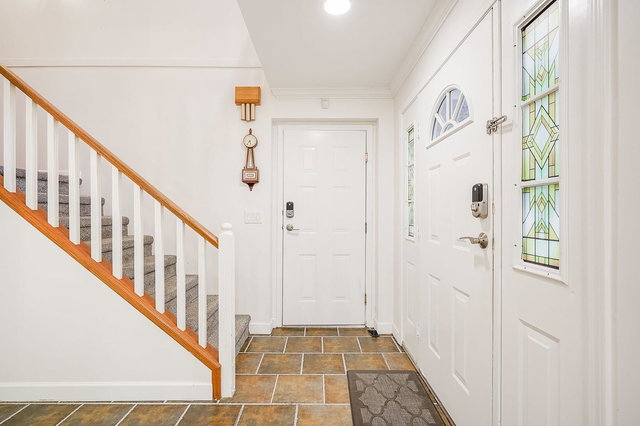 27 - 72 Jamieson Court