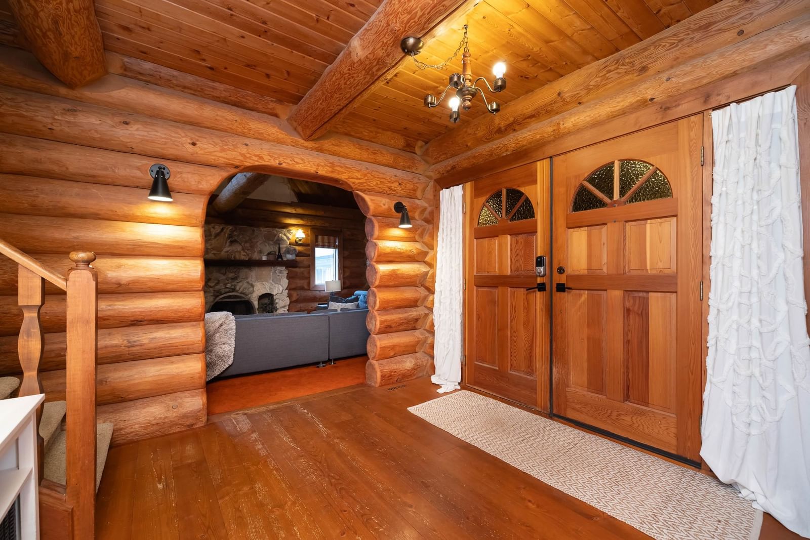 Listing Image 5
