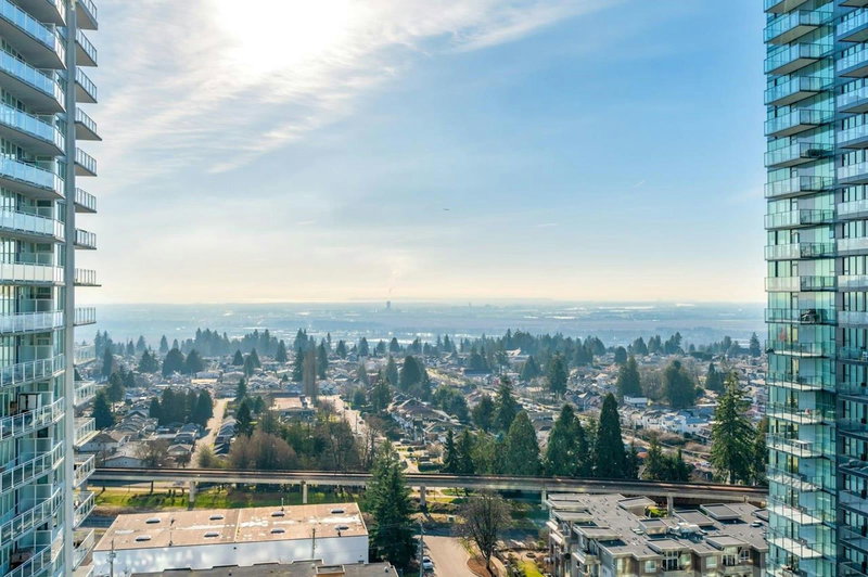 2702 - 6700 Dunblane Avenue, Burnaby, V5H 0J3 | Image 2