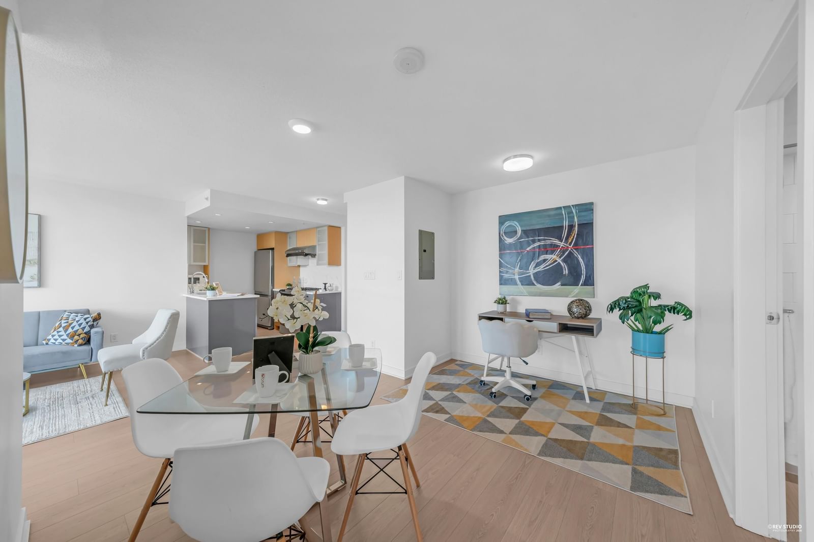 Listing Image 6