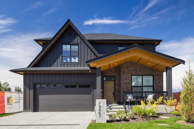 19667 76b Avenue | Langley | Image