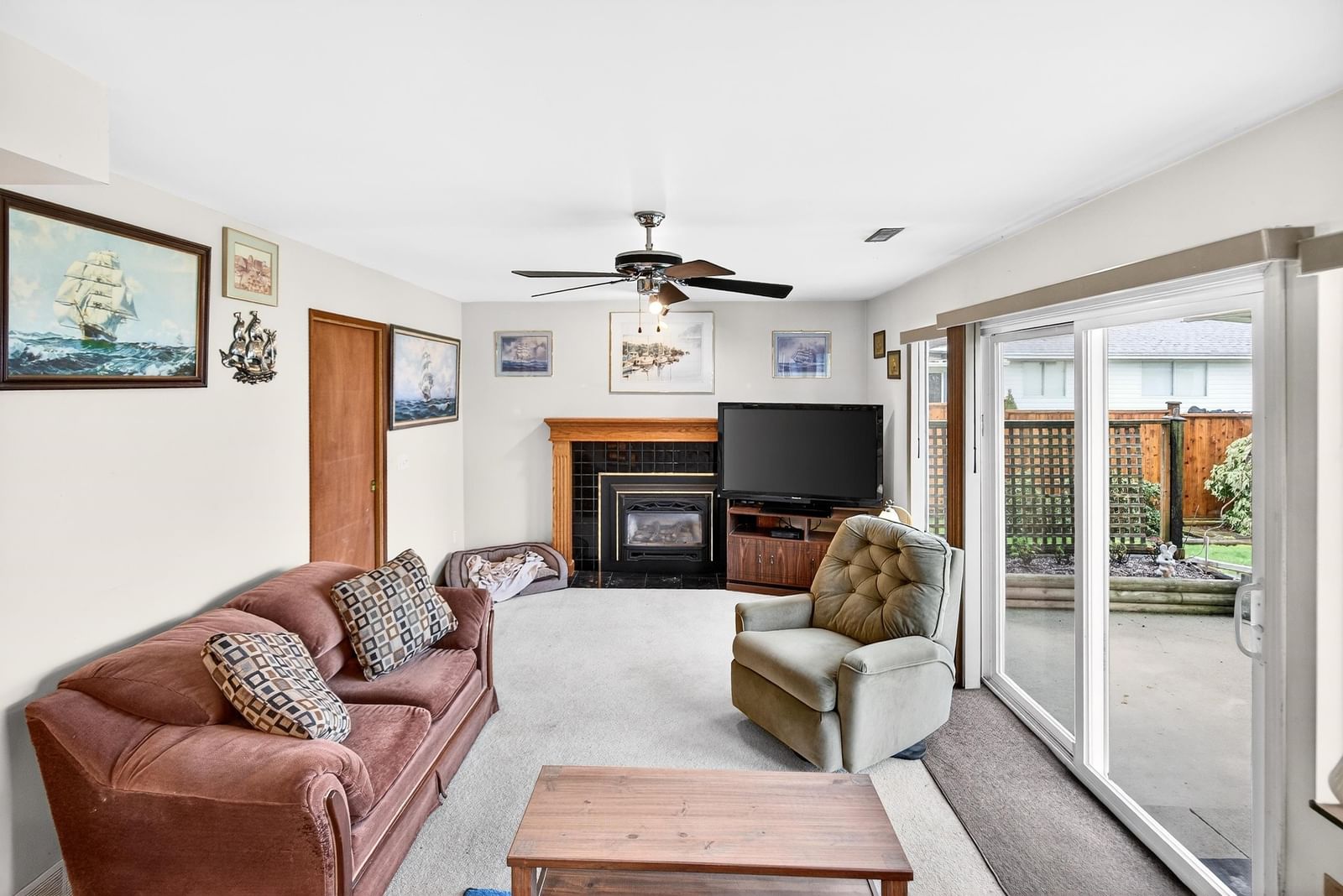 Listing Image 12