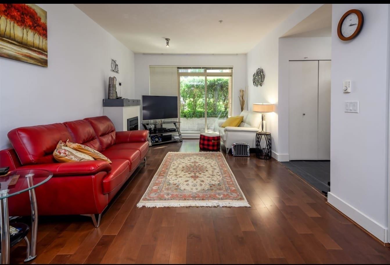 Listing Image 8