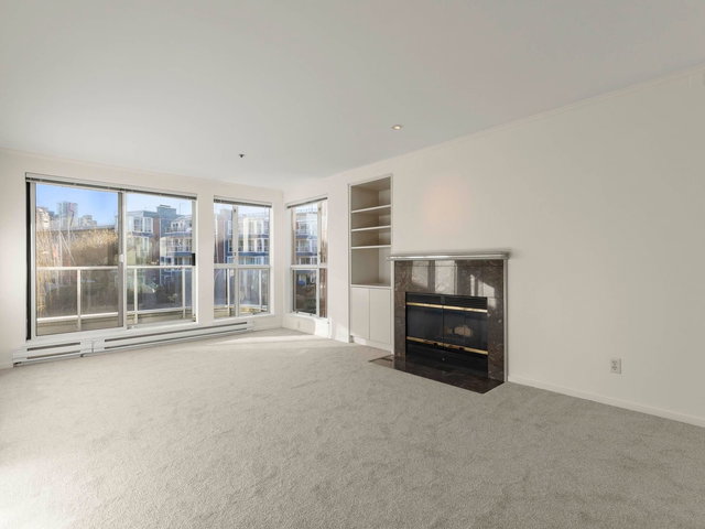 202 - 1551 Mariner Walk