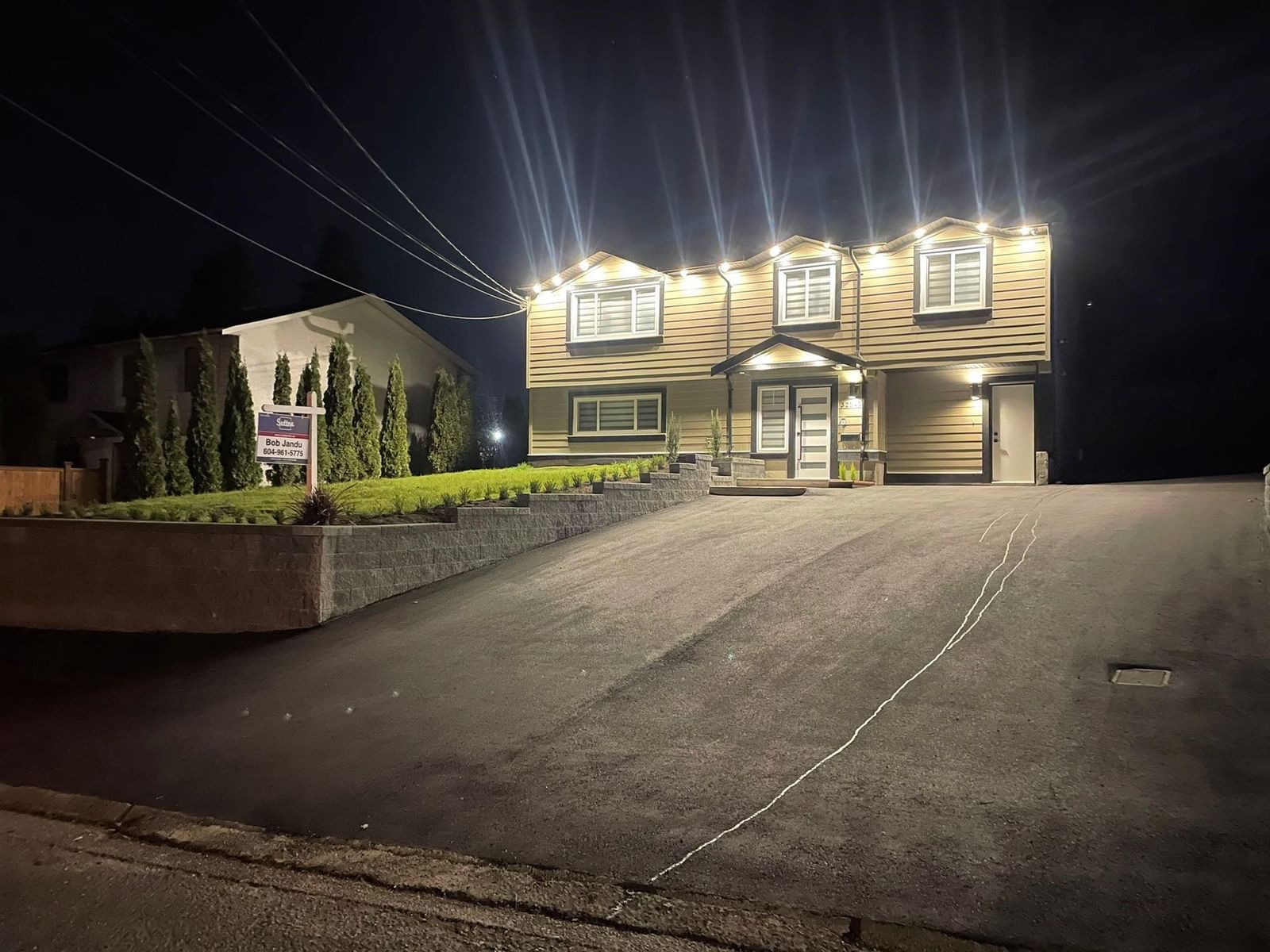 Listing Image 14