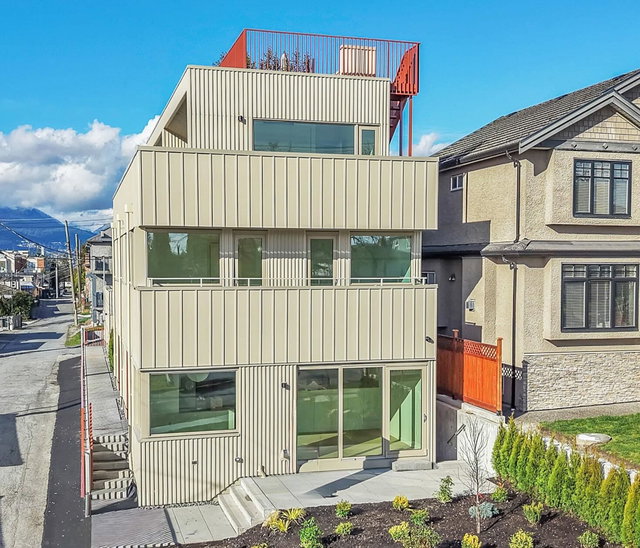 1 - 2915 5th Avenue E