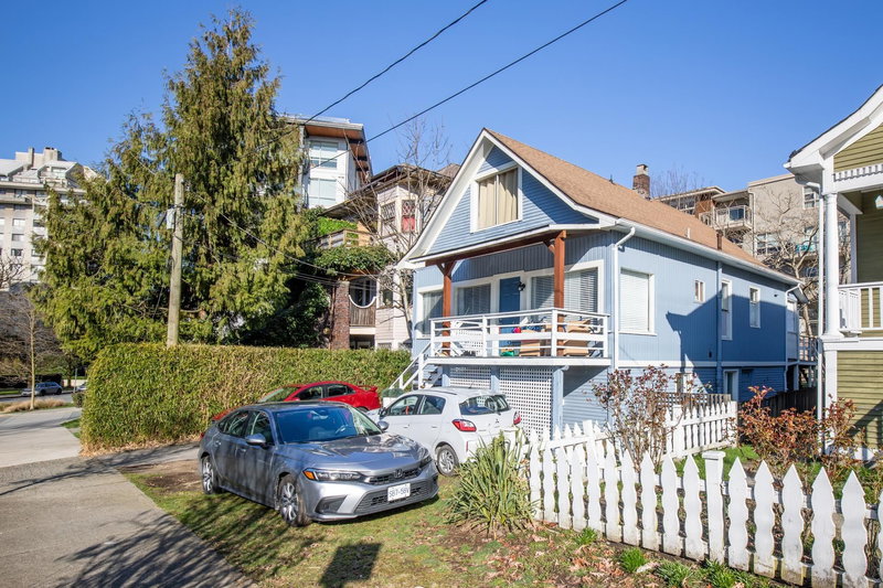 164 10th Street, North Vancouver, V7L 2C8 | Image 2