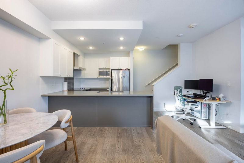 8 - 3201 Noel Drive, Burnaby, V3J 0G9 | Image 3