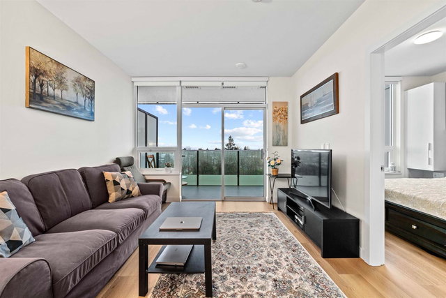 706 - 6463 Silver Avenue