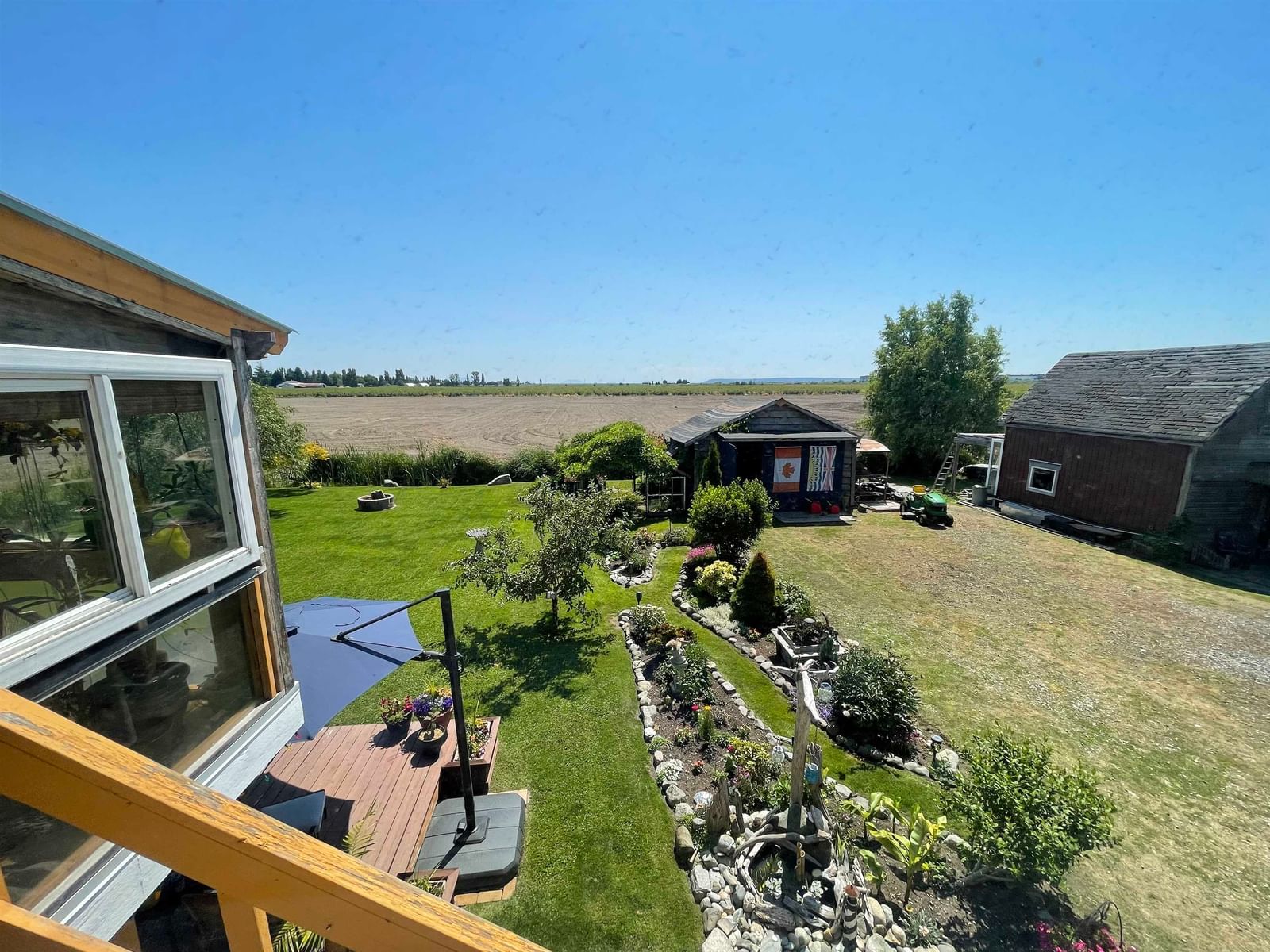 Listing Image 6