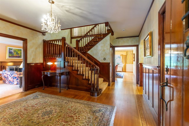 5376 Marguerite Street