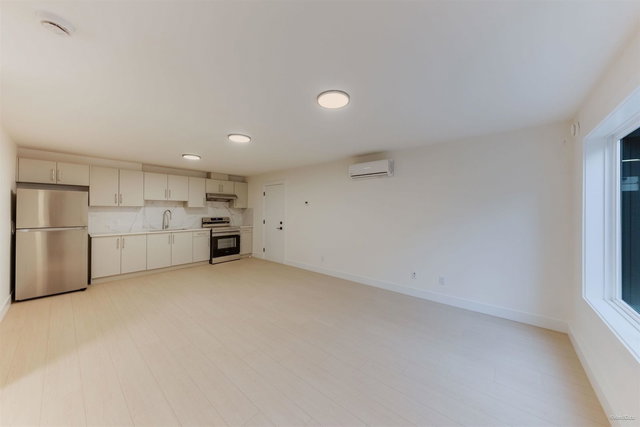 Lower - 20331 27 Avenue