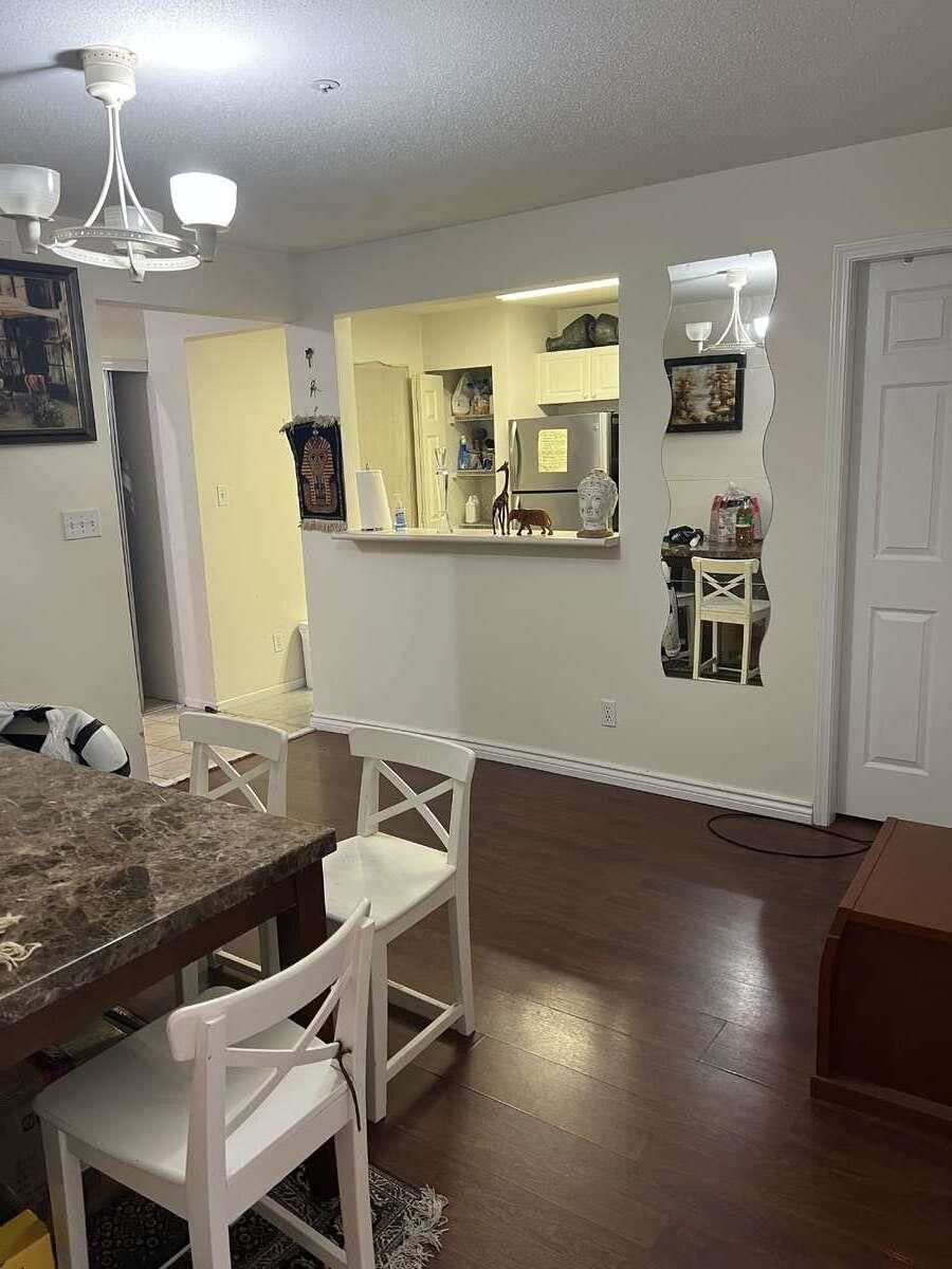 Listing Image 24