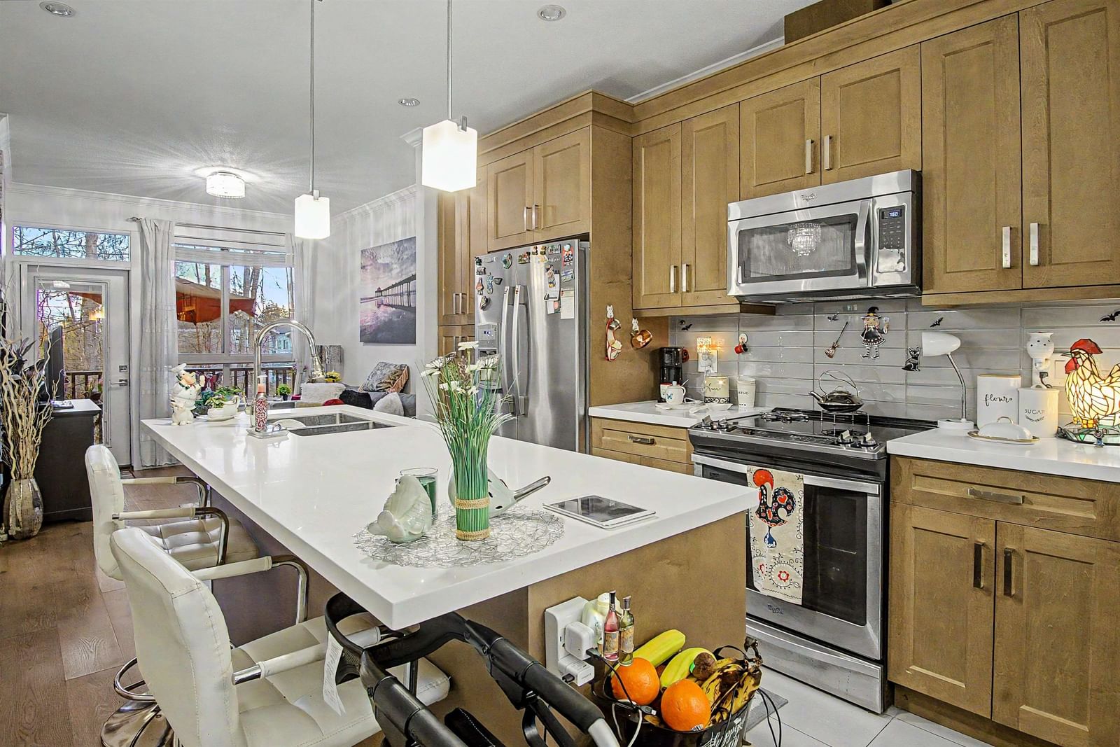 Listing Image 12