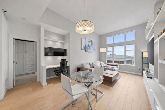 416 - 550 Seaborne Place