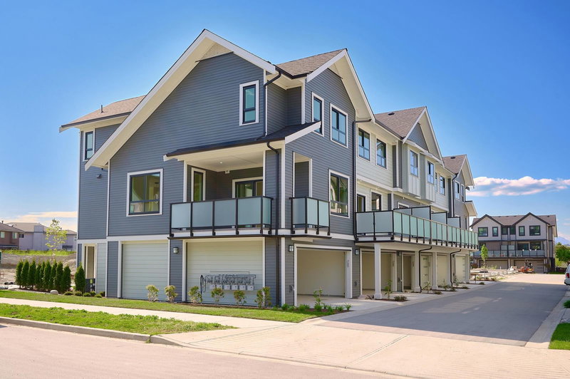 28 - 1115 Roma Avenue, New Westminster, V3M 0R5 | Image 2