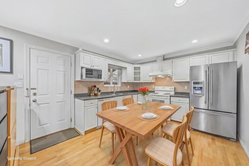 6071 Sprott Street, Burnaby, V5G 1T9 | Image 3