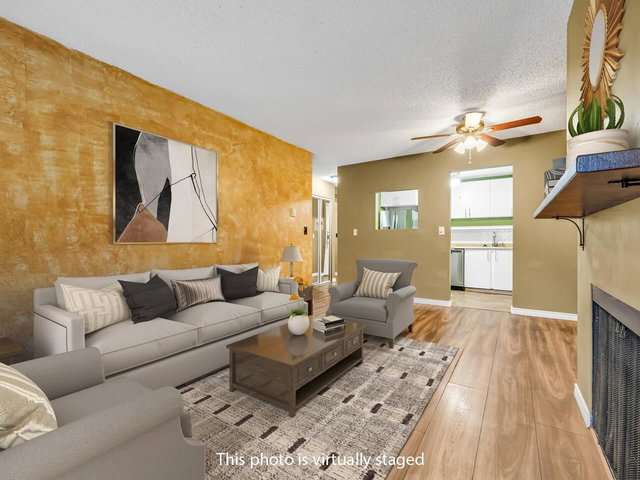 211 - 10157 University Drive