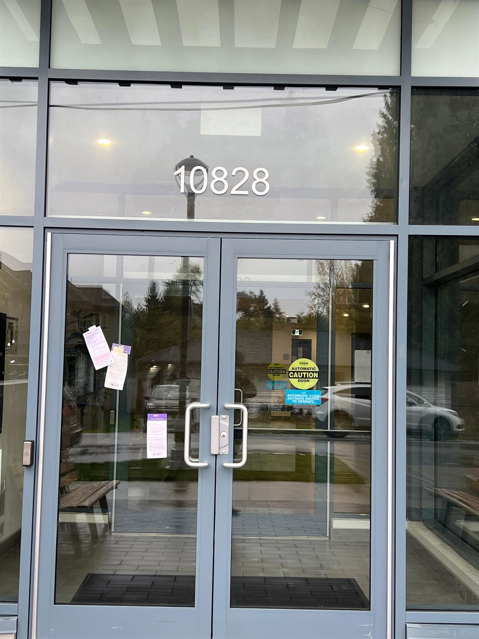 Listing Image 11