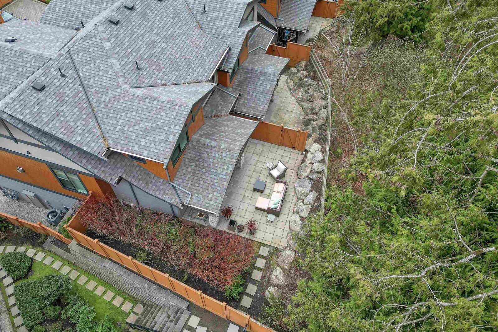 Listing Image 25