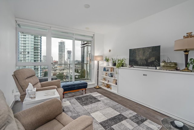 1801 - 657 Whiting Way