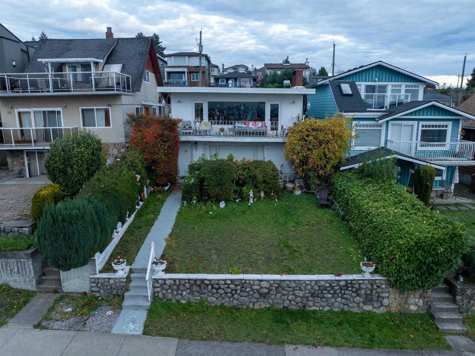 Listing Image 17