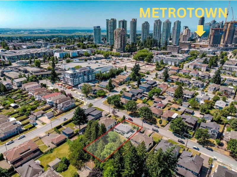 6338 Selma Avenue, Burnaby, V5H 3R2 | Image 2