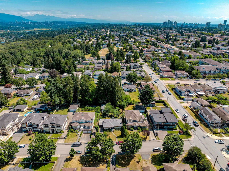 6338 Selma Avenue, Burnaby, V5H 3R2 | Image 3