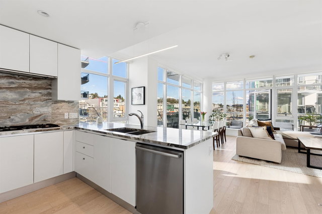 409 - 185 Victory Ship Way